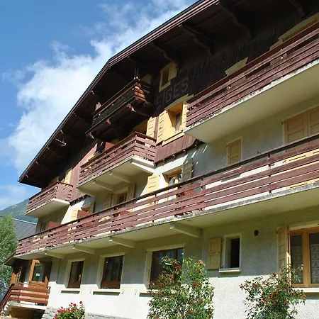 ホステル フルール デ ネージュ シャモニー